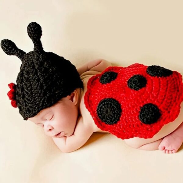 Newborn Crochet Ladybug 2 piece photo prop costume set nb 0-6m